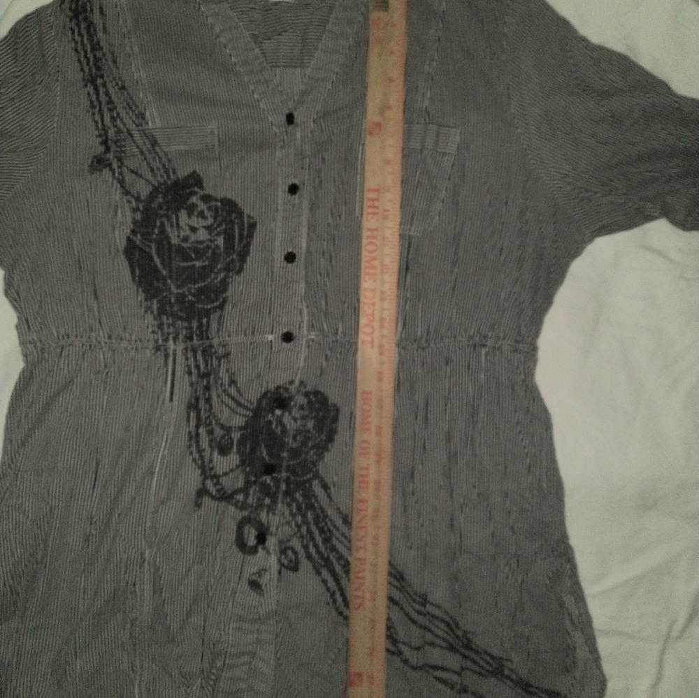 cato woman button up blouse 18/20W Black White Striped Rose Detail - Picture 7 of 7